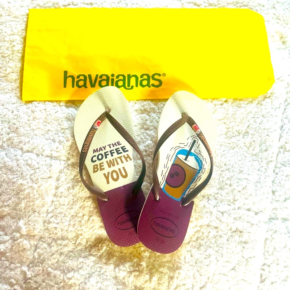 Havaianas Women's Slim cool Flip Flop Sandal, size 6. Coffee